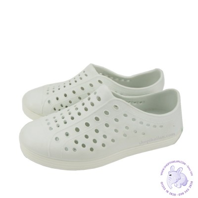 Giày nhựa màu trắng Kugarang Thái Lan  TK5815 